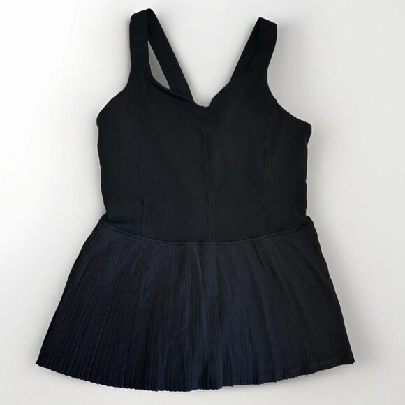 Lululemon black Cutout Back Pleated Peplum Top Built In Sportsbra Womens size 4 - Picture 1 of 7